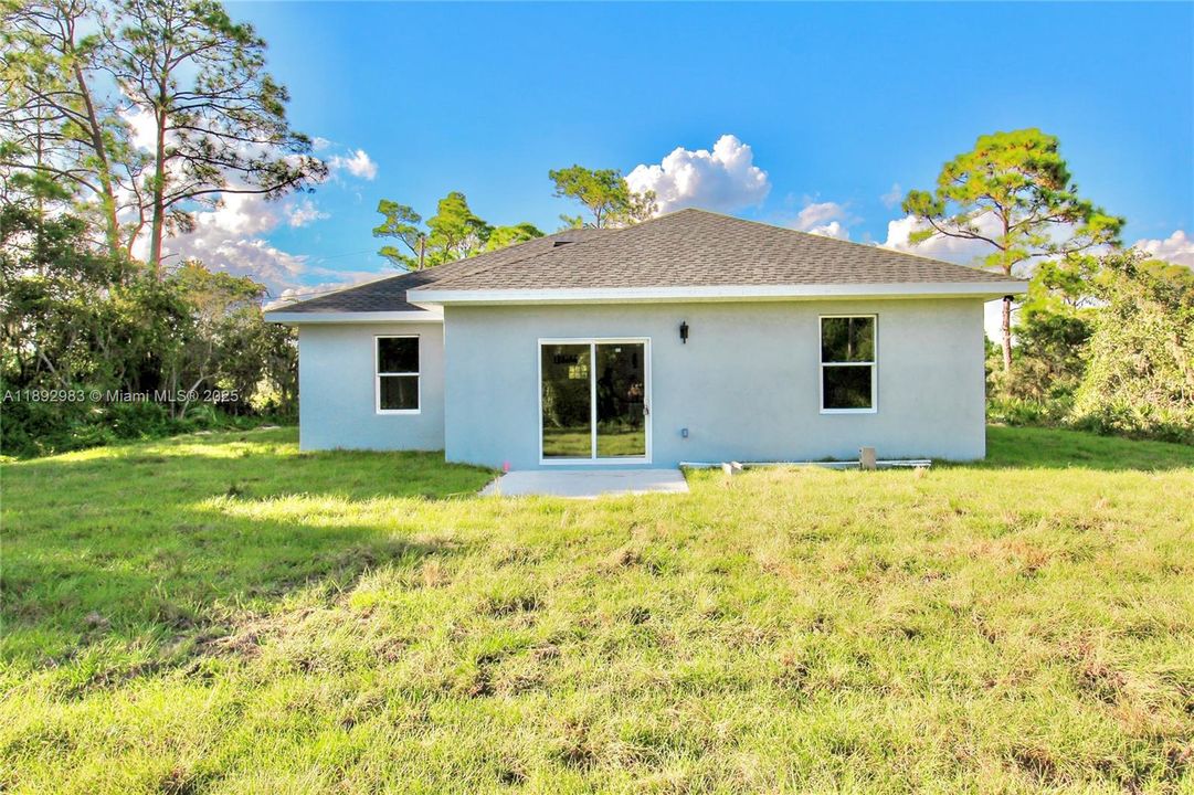 For Sale: $304,990 (3 beds, 2 baths, 1340 Square Feet)