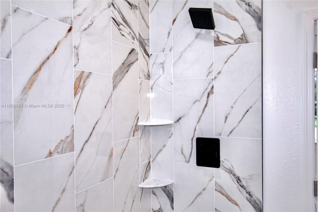 For Sale: $304,990 (3 beds, 2 baths, 1340 Square Feet)