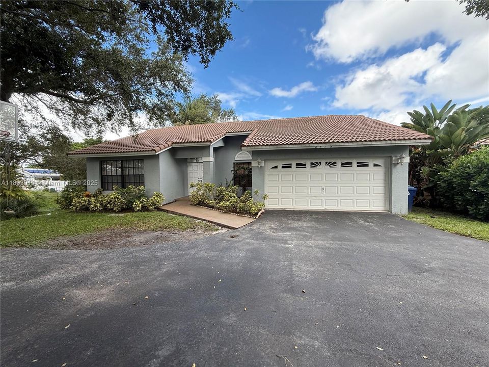 Недавно арендовано: $3,750 (3 спален, 2 ванн, 1806 Квадратных фут)