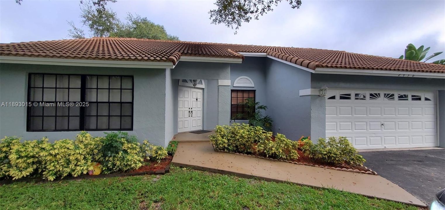 Недавно арендовано: $3,750 (3 спален, 2 ванн, 1806 Квадратных фут)