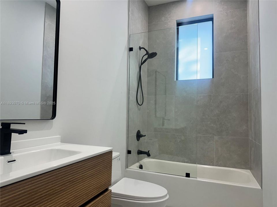 Active With Contract: $4,800 (4 beds, 3 baths, 1845 Square Feet)