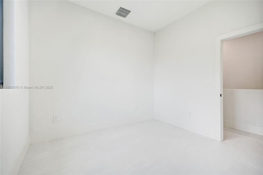 Active With Contract: $4,800 (4 beds, 3 baths, 1845 Square Feet)