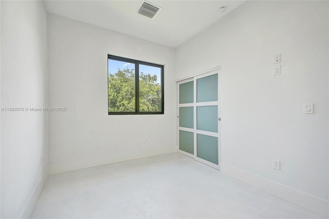 Active With Contract: $4,800 (4 beds, 3 baths, 1845 Square Feet)