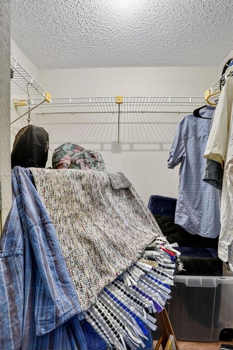 primary bedroom walk in closet