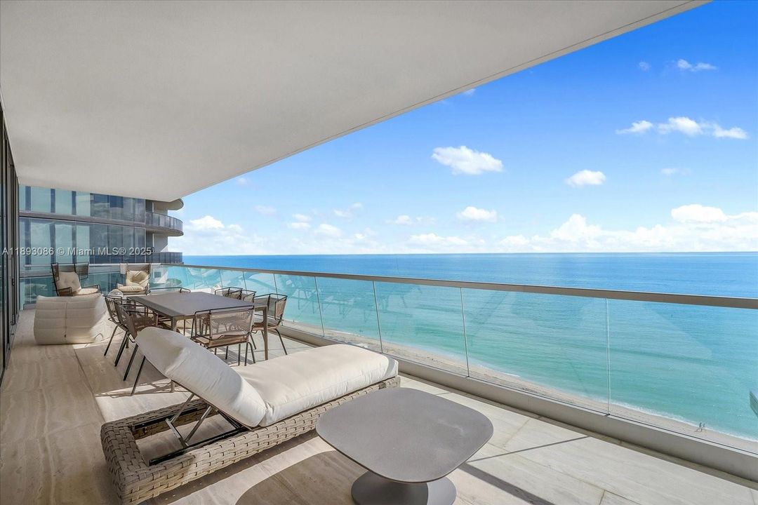 待售: $7,350,000 (4 贝兹, 5 浴室, 3625 平方英尺)