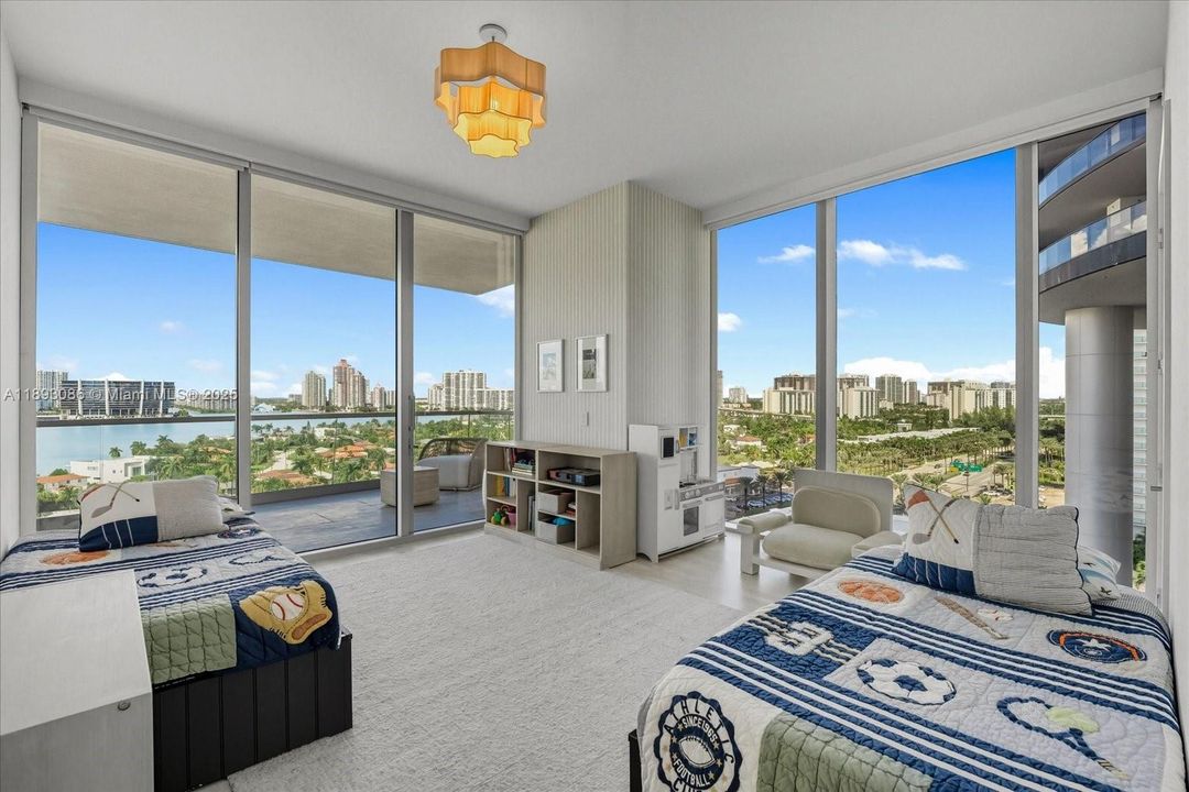 待售: $7,350,000 (4 贝兹, 5 浴室, 3625 平方英尺)