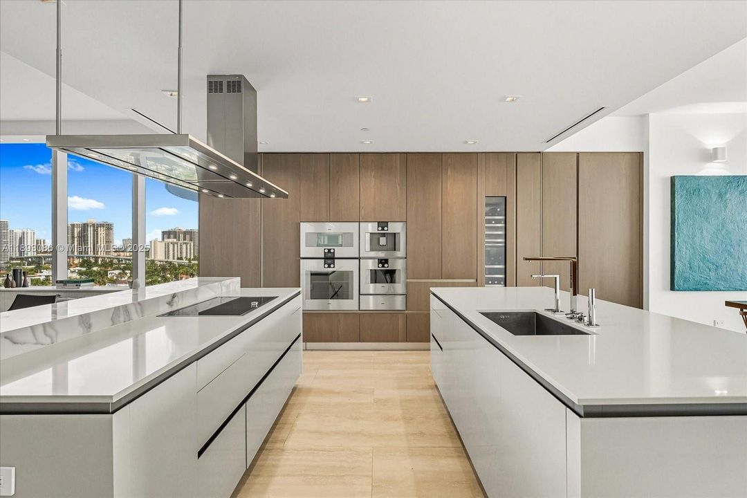 待售: $7,350,000 (4 贝兹, 5 浴室, 3625 平方英尺)