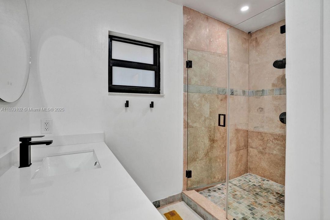 Active With Contract: $875,000 (3 beds, 3 baths, 2019 Square Feet)