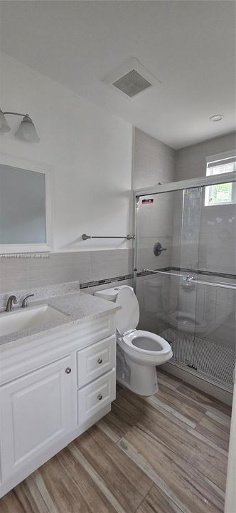 Недавно арендовано: $5,150 (3 спален, 3 ванн, 1857 Квадратных фут)