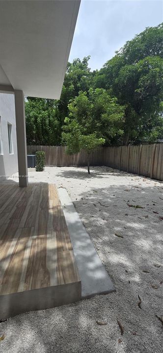 Недавно арендовано: $5,150 (3 спален, 3 ванн, 1857 Квадратных фут)