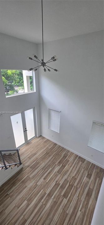 Недавно арендовано: $5,150 (3 спален, 3 ванн, 1857 Квадратных фут)