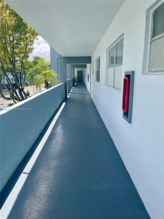 Под контрактом: $129,999 (2 спален, 2 ванн, 1025 Квадратных фут)