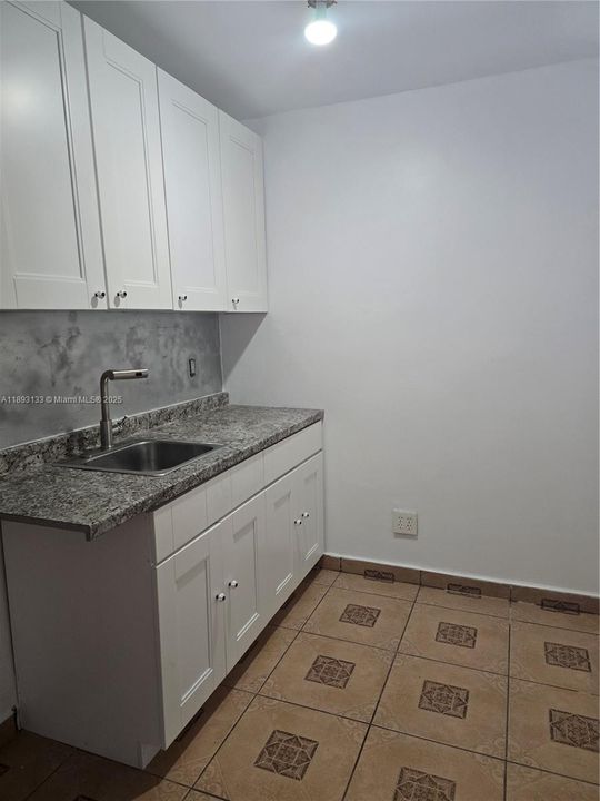 For Rent: $1,350 (1 beds, 1 baths, 0 Square Feet)