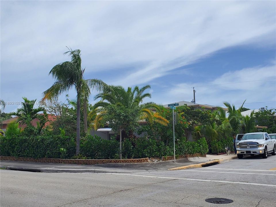 На продажу: $900,000 (0 спален, 0 ванн, 2120 Квадратных фут)