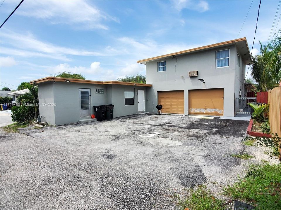 На продажу: $900,000 (0 спален, 0 ванн, 2120 Квадратных фут)