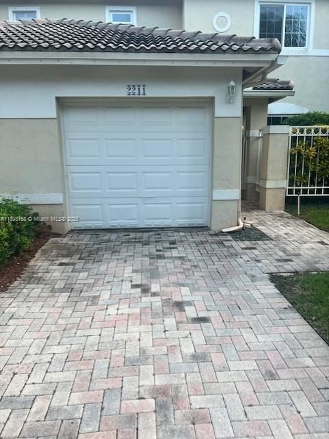 En Venta: $420,000 (2 camas, 2 baños, 1123 Pies cuadrados)