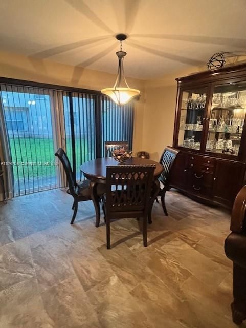 En Venta: $420,000 (2 camas, 2 baños, 1123 Pies cuadrados)