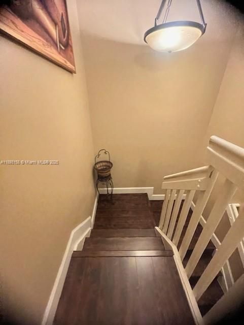 En Venta: $420,000 (2 camas, 2 baños, 1123 Pies cuadrados)