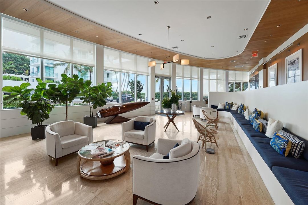 最近租的: $5,500 (1 贝兹, 1 浴室, 783 平方英尺)