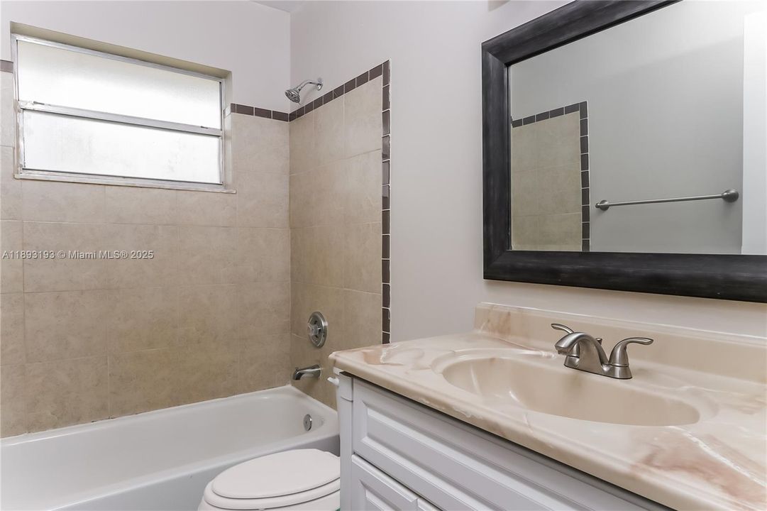 Recently Rented: $2,495 (3 beds, 2 baths, 1514 Square Feet)