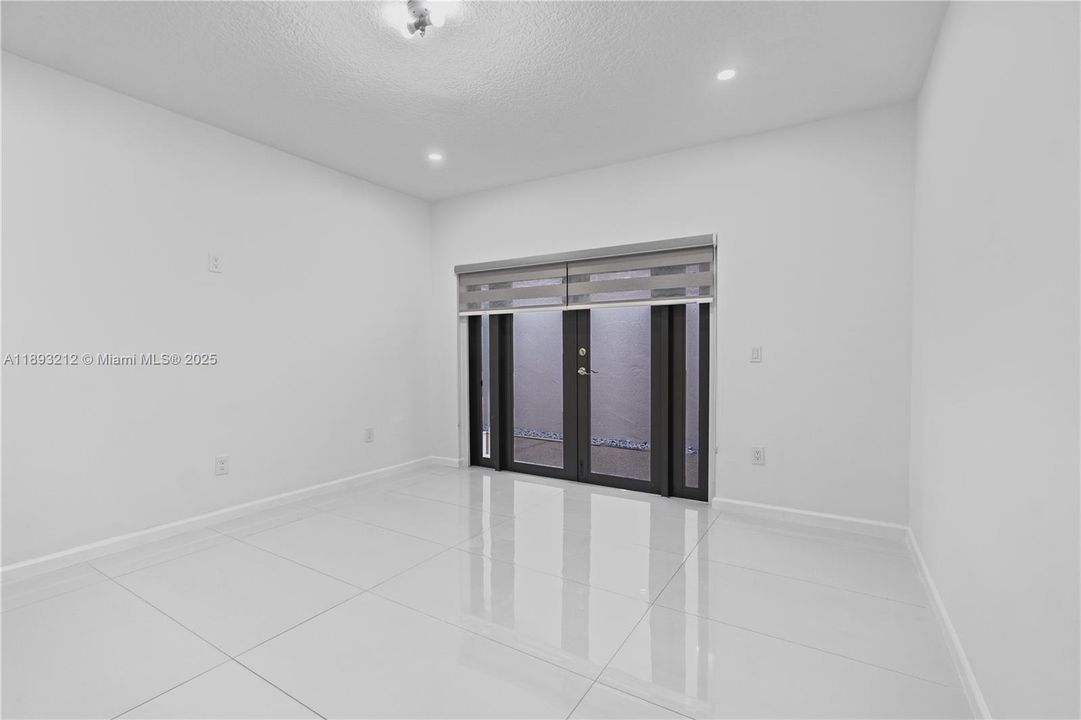 Active With Contract: $1,100,000 (4 beds, 3 baths, 1890 Square Feet)