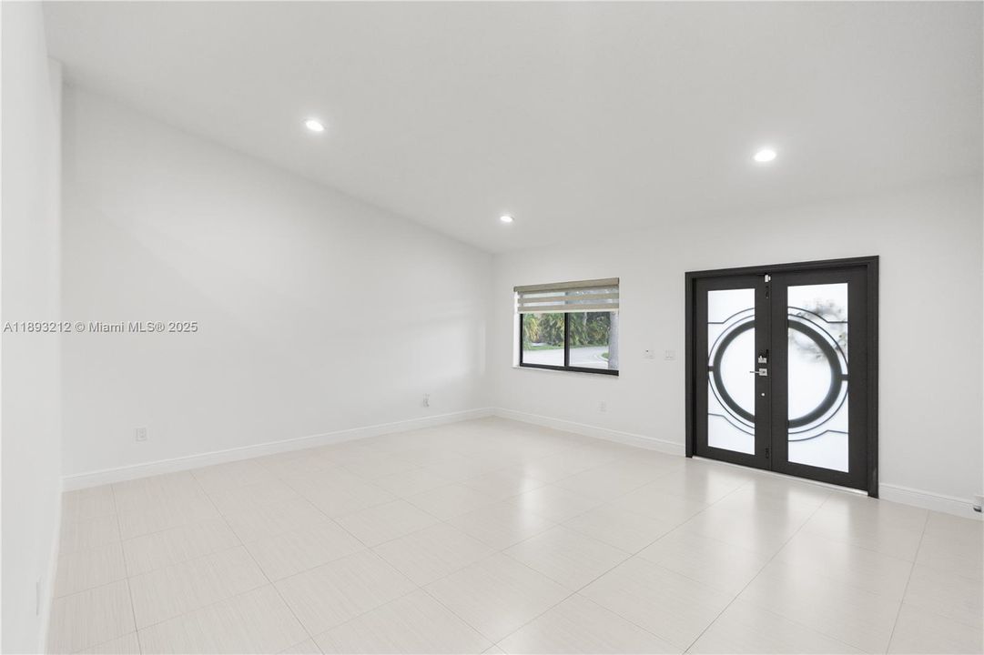 Active With Contract: $1,100,000 (4 beds, 3 baths, 1890 Square Feet)