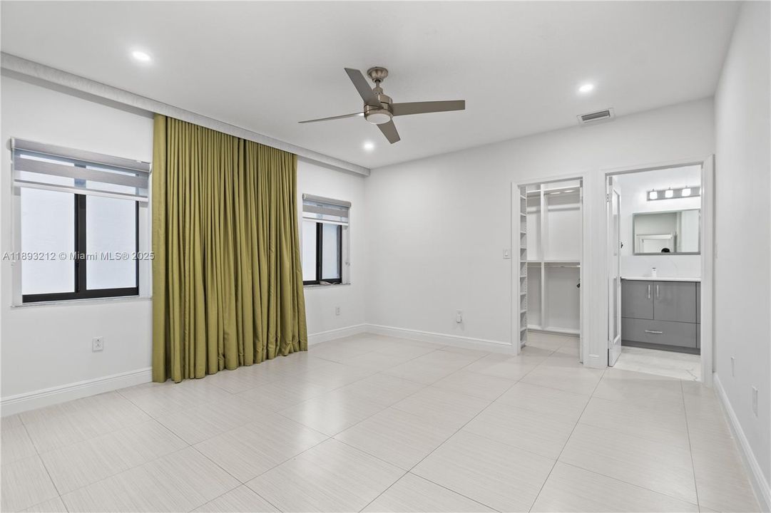 Active With Contract: $1,100,000 (4 beds, 3 baths, 1890 Square Feet)