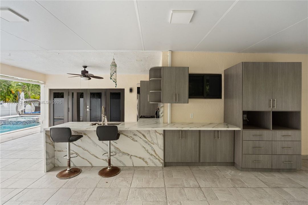 Active With Contract: $1,100,000 (4 beds, 3 baths, 1890 Square Feet)