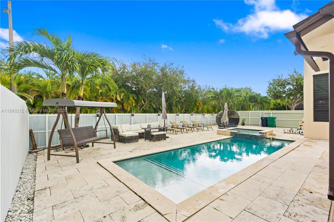 Active With Contract: $1,100,000 (4 beds, 3 baths, 1890 Square Feet)