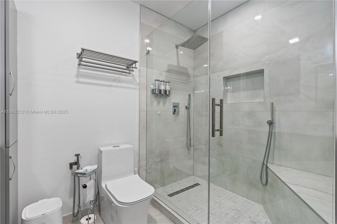 Active With Contract: $1,100,000 (4 beds, 3 baths, 1890 Square Feet)