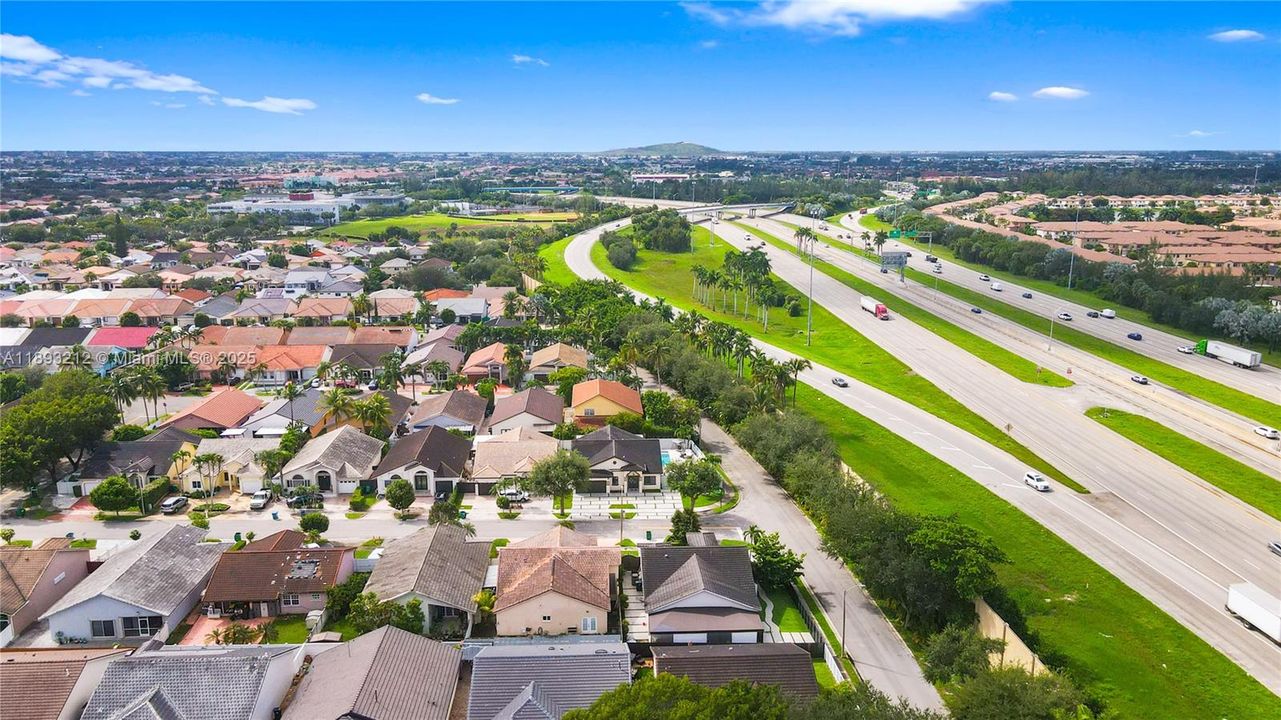 Active With Contract: $1,100,000 (4 beds, 3 baths, 1890 Square Feet)