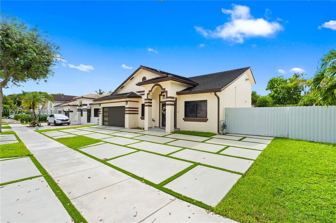 Active With Contract: $1,100,000 (4 beds, 3 baths, 1890 Square Feet)