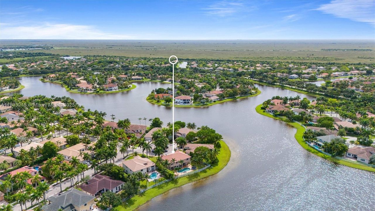 На продажу: $1,850,000 (5 спален, 4 ванн, 3979 Квадратных фут)