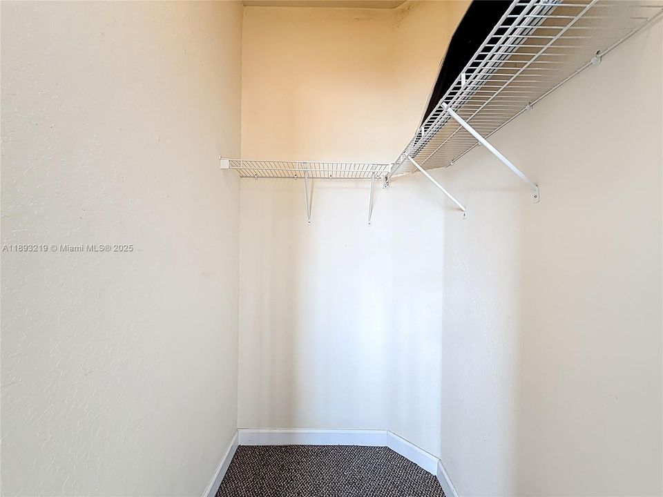 待售: $225,000 (3 贝兹, 2 浴室, 1151 平方英尺)