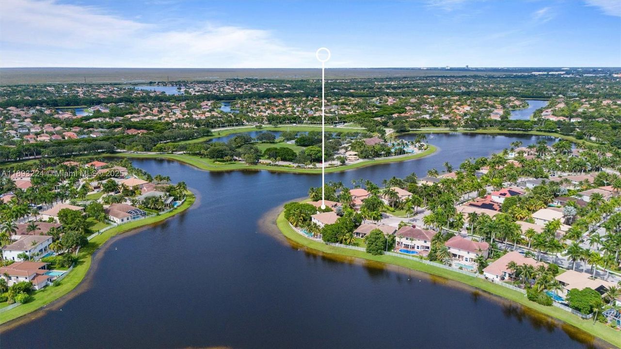 For Rent: $9,500 (5 beds, 4 baths, 3979 Square Feet)