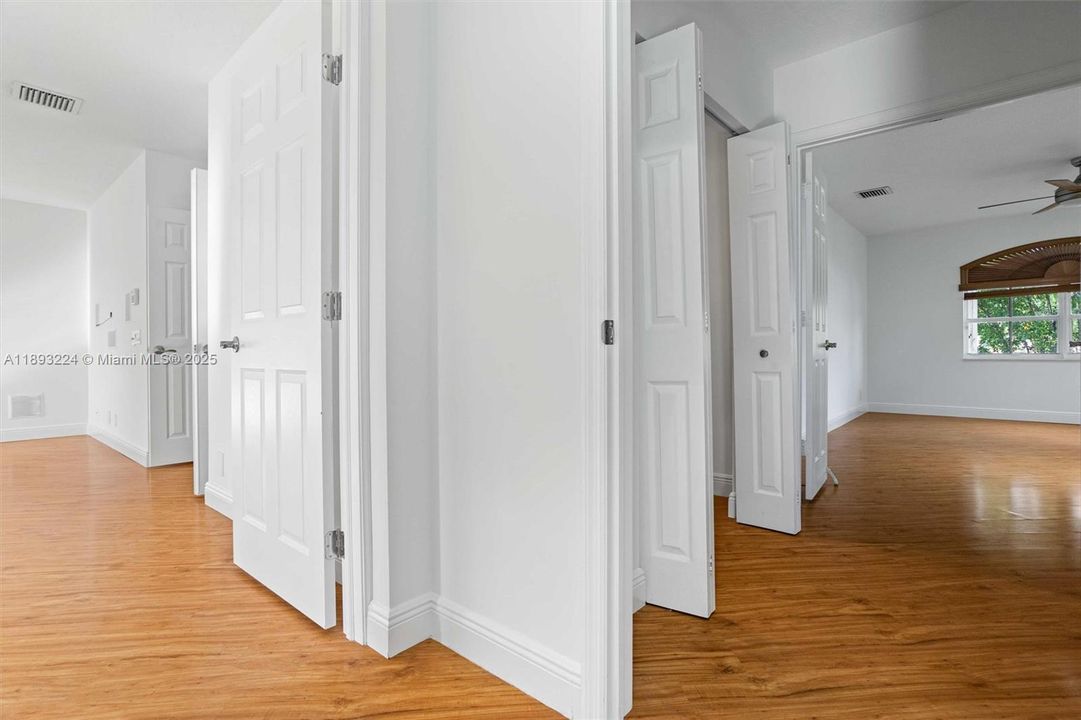 For Rent: $9,500 (5 beds, 4 baths, 3979 Square Feet)