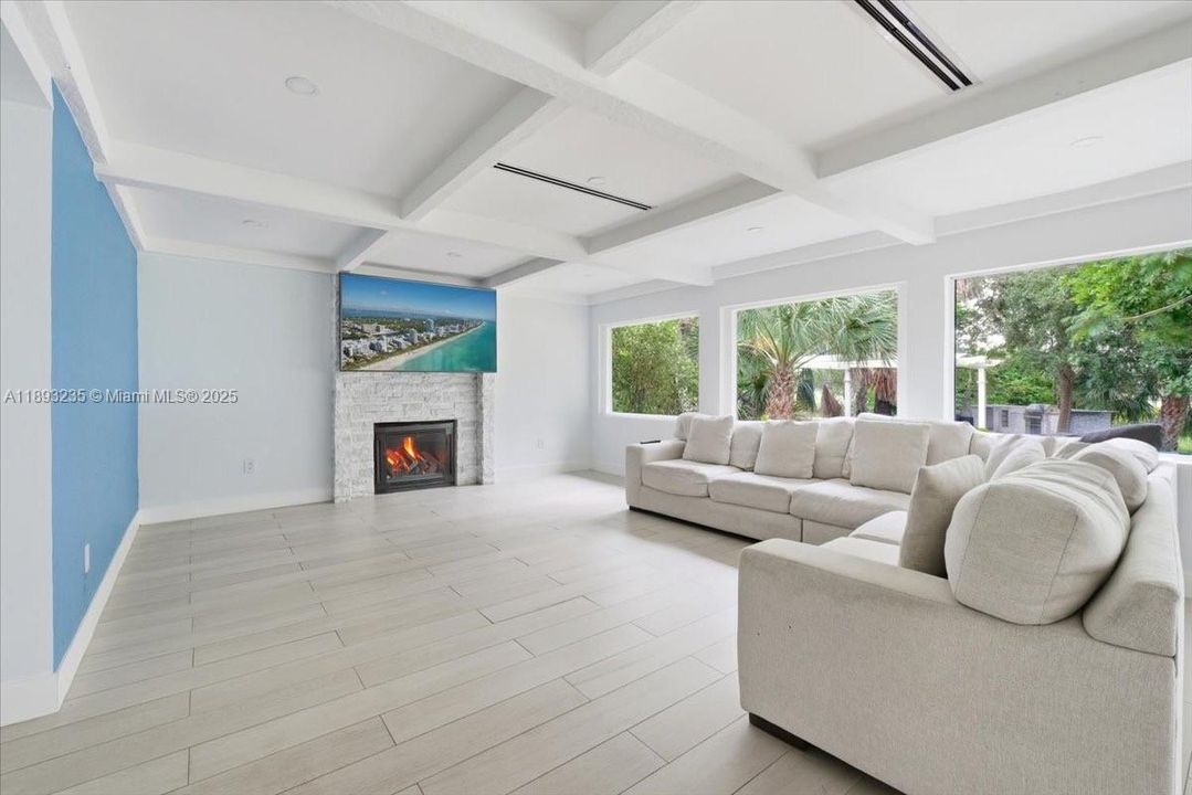 For Sale: $1,049,900 (3 beds, 3 baths, 0 Square Feet)