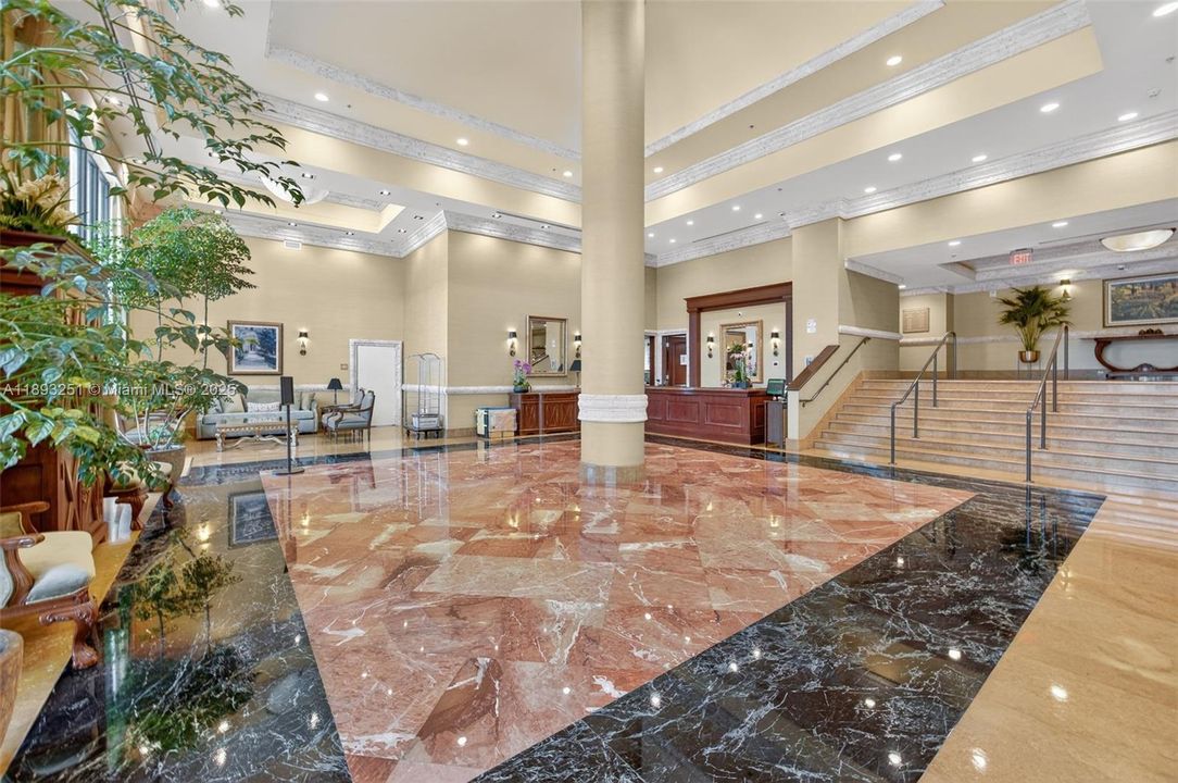 Active With Contract: $468,000 (2 beds, 2 baths, 1347 Square Feet)