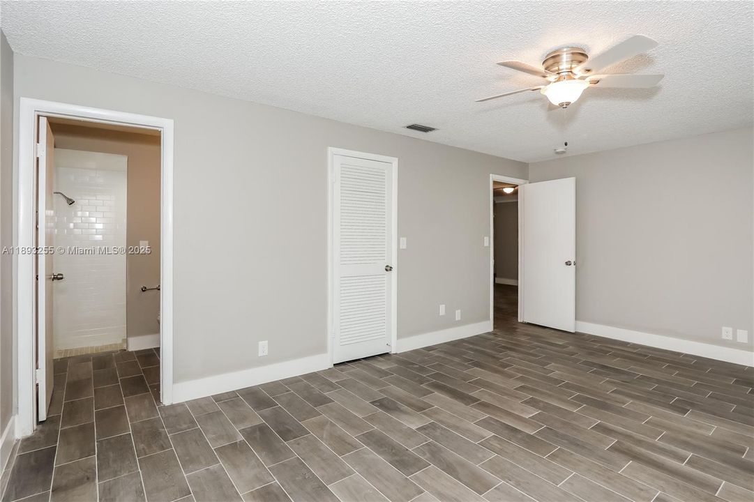 最近租的: $3,695 (4 贝兹, 2 浴室, 2174 平方英尺)