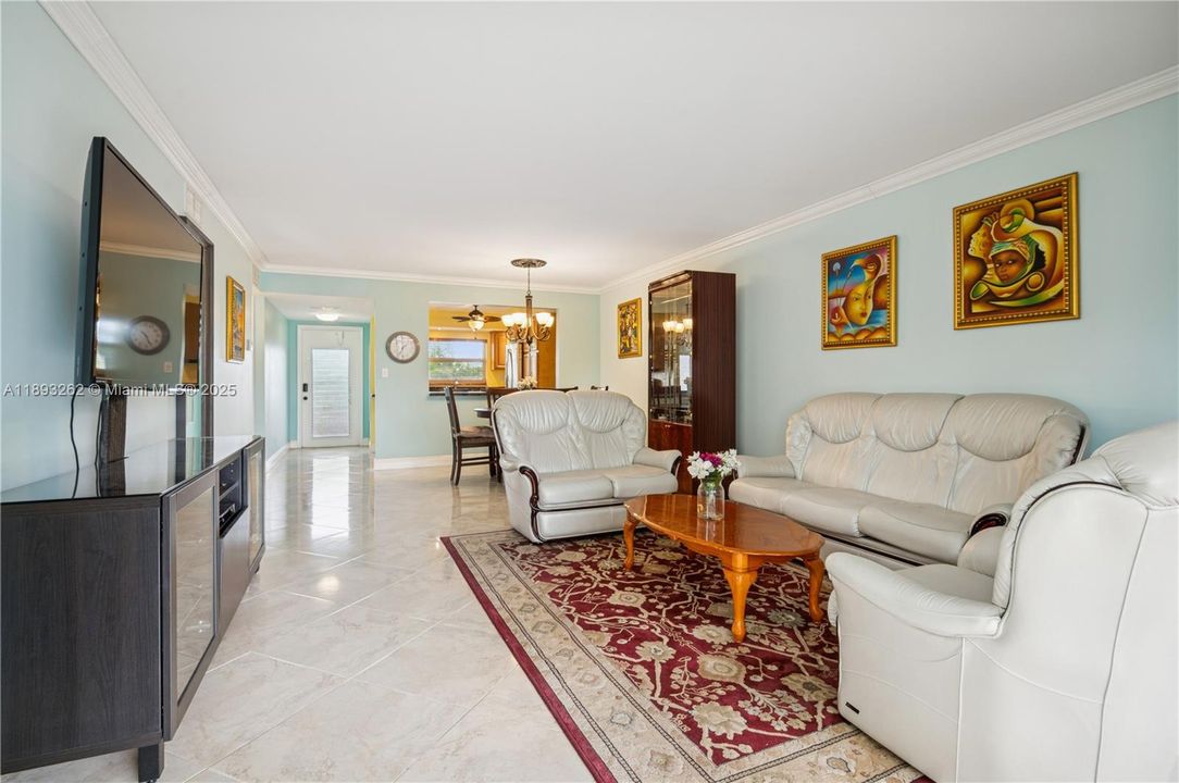 Active With Contract: $149,000 (2 beds, 2 baths, 1030 Square Feet)