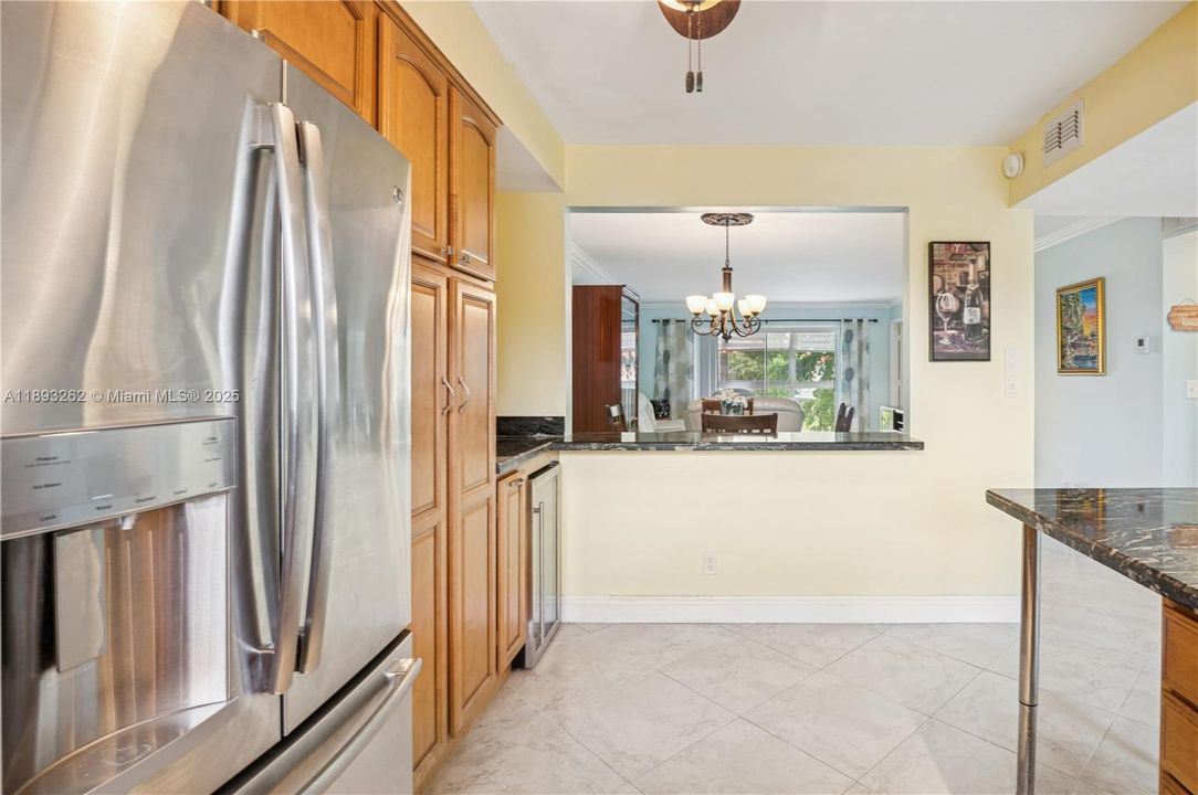 Active With Contract: $149,000 (2 beds, 2 baths, 1030 Square Feet)