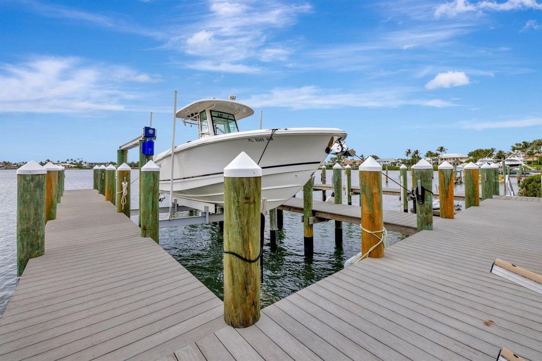 Dock