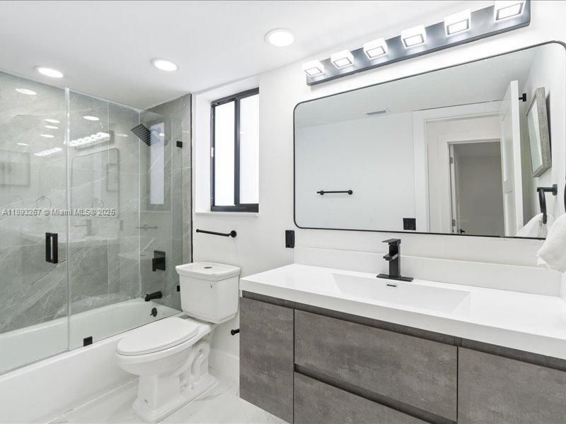 Active With Contract: $789,990 (3 beds, 2 baths, 2057 Square Feet)