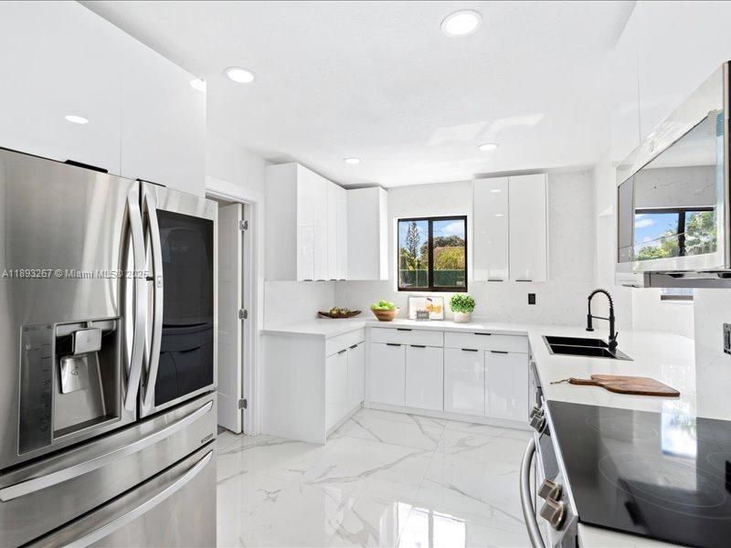 Active With Contract: $789,990 (3 beds, 2 baths, 2057 Square Feet)