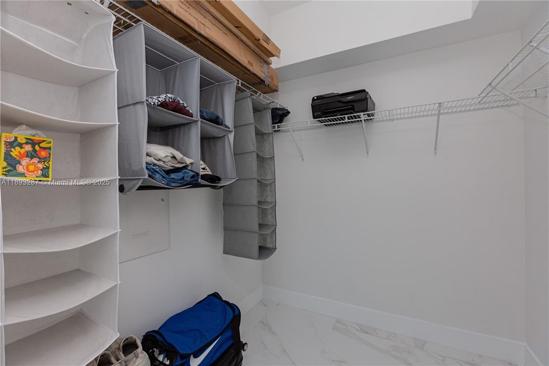 最近售出: $499,000 (1 贝兹, 1 浴室, 774 平方英尺)