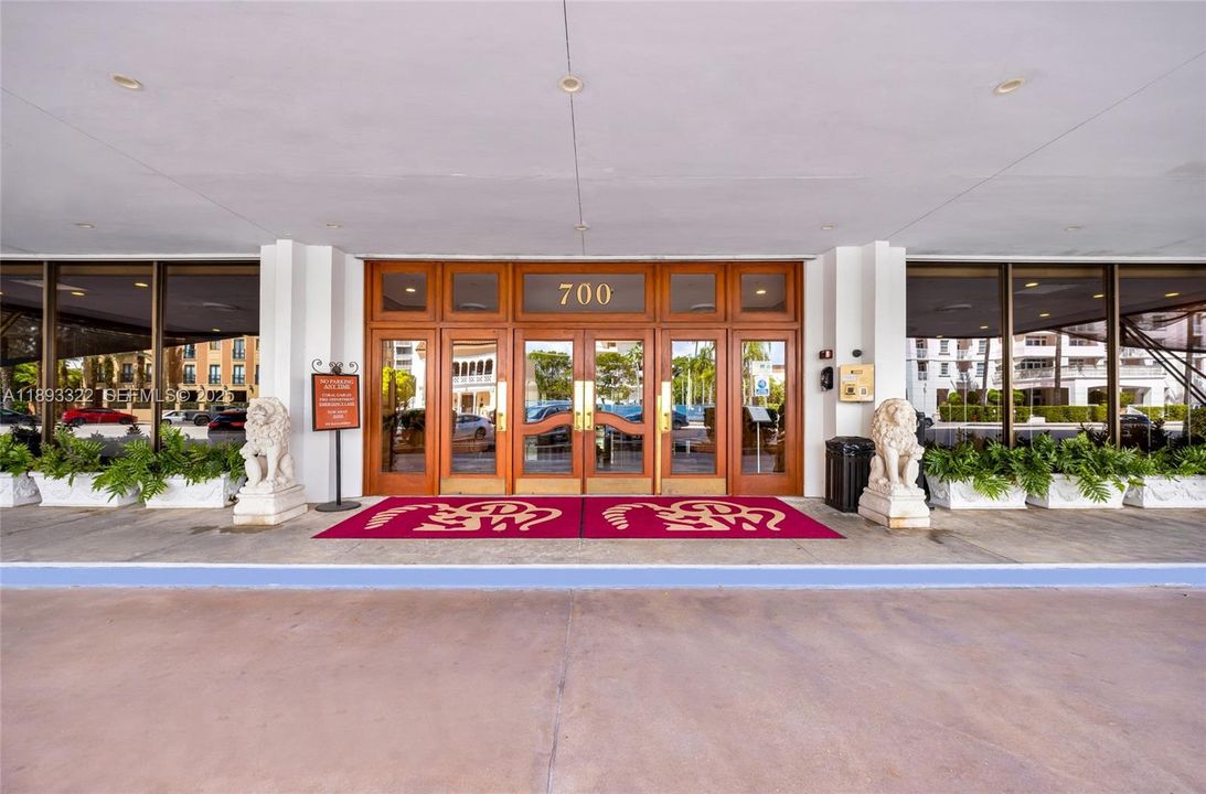 For Rent: $1,975 (0 beds, 1 baths, 450 Square Feet)