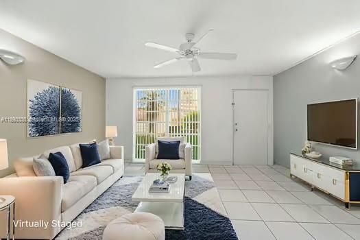 Active With Contract: $1,800 (1 beds, 1 baths, 544 Square Feet)