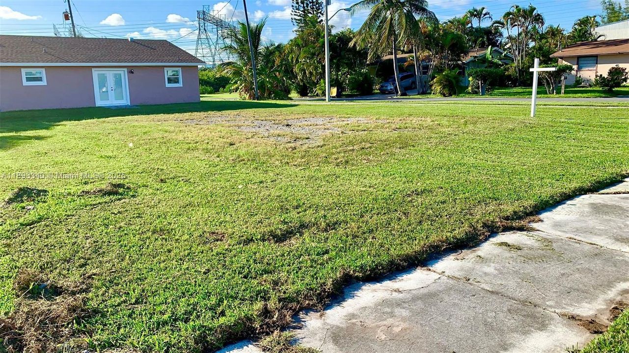 Recently Sold: $155,000 (0.14 acres)