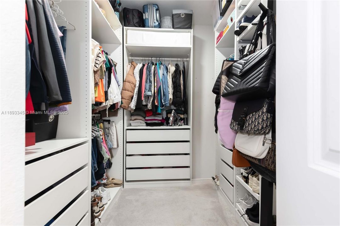 For Sale: $630,000 (3 beds, 2 baths, 1756 Square Feet)