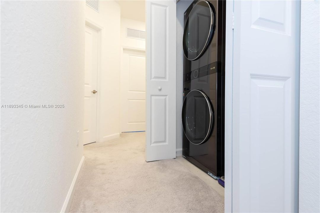 For Sale: $630,000 (3 beds, 2 baths, 1756 Square Feet)